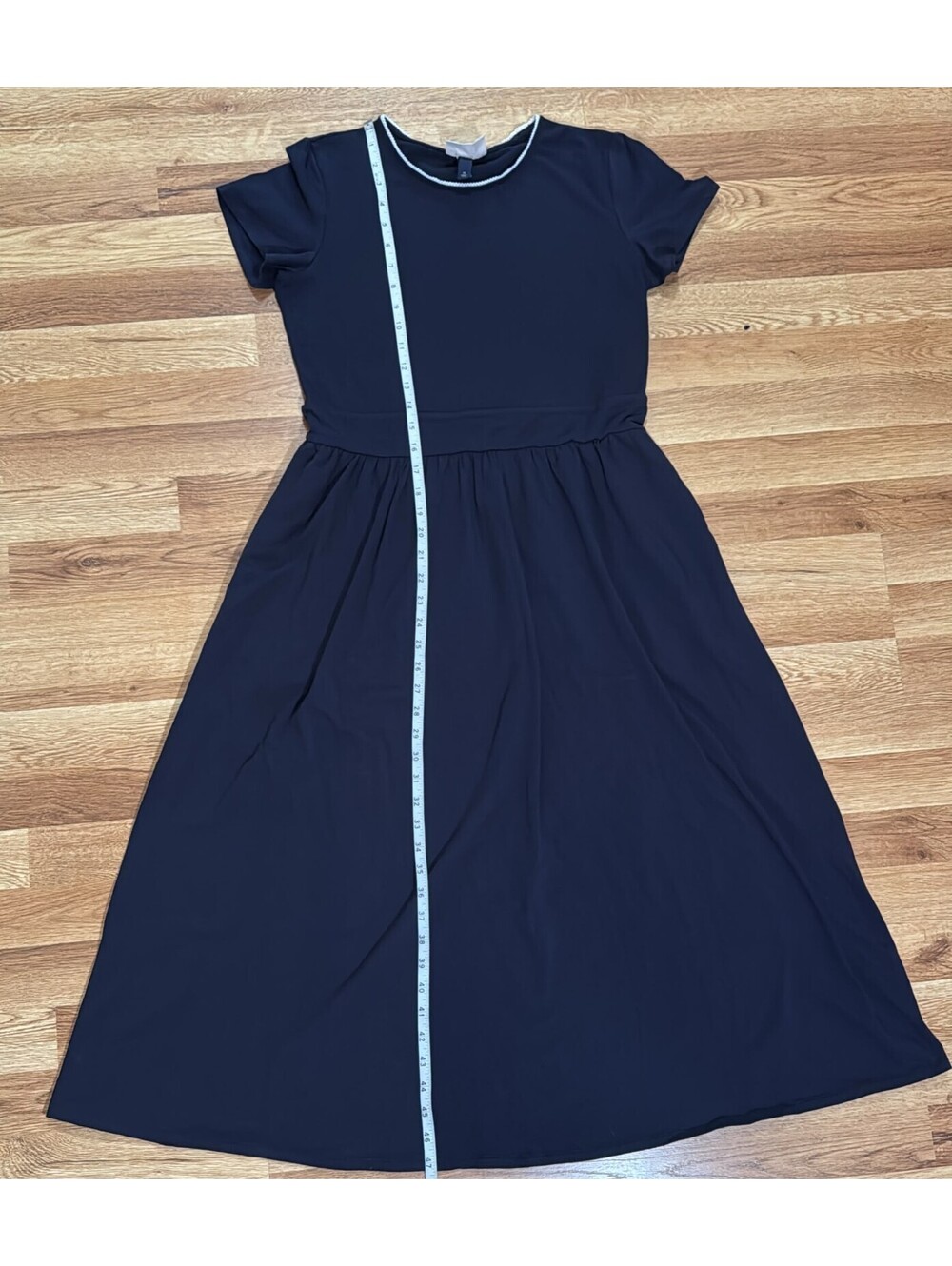 Universal Thread Short Sleeve Midi Dress – Navy Blue White Trim Size M